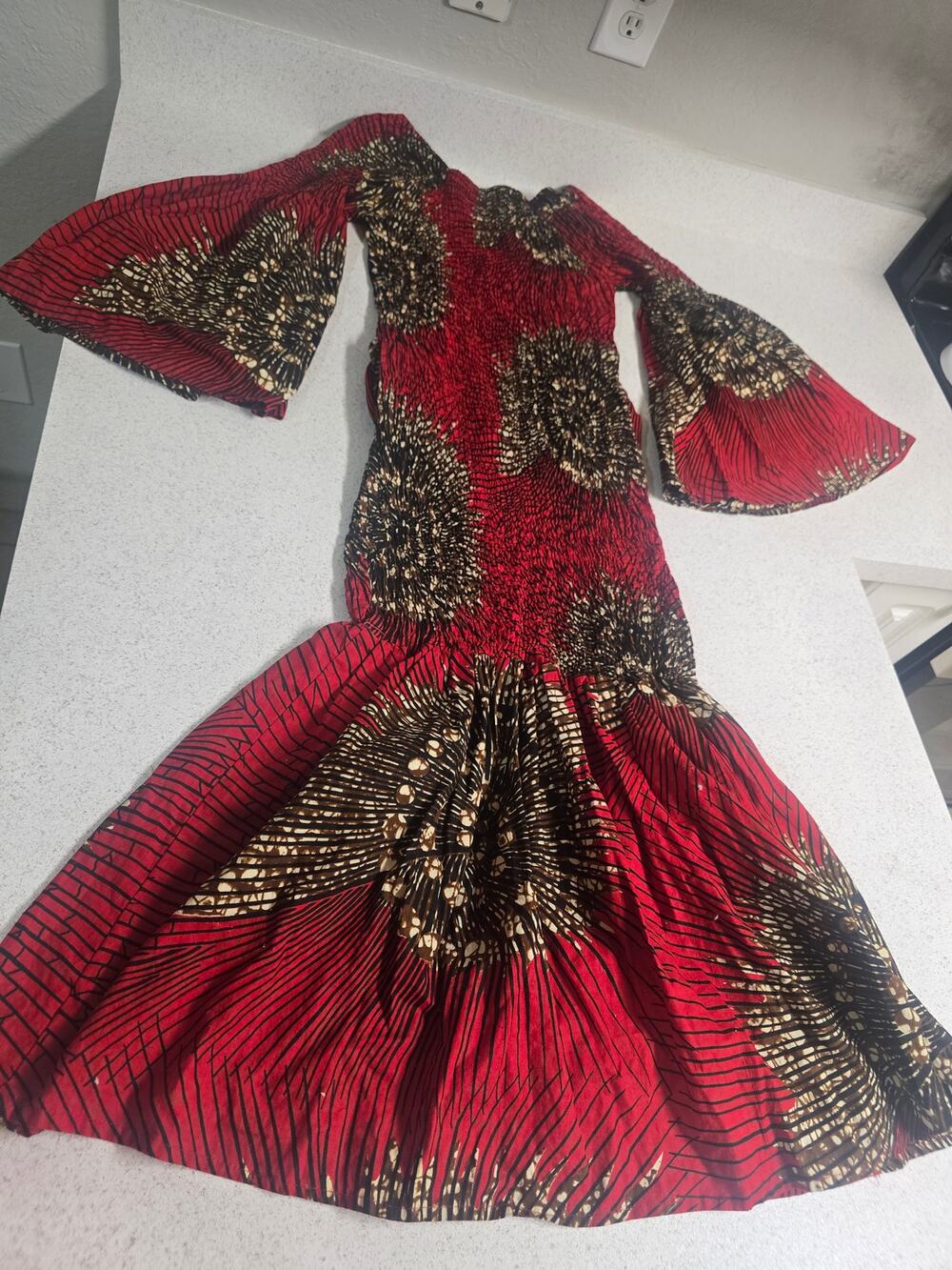 African Stars Smocked Midi Dress One Size Red Cotton Off Shoulder Bell Sleeve